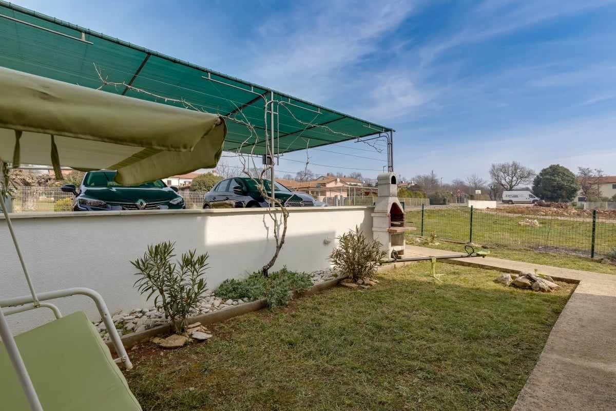 Immobili Istria, vendo casa bifamiliare, dintorni Novigrad-Cittanova