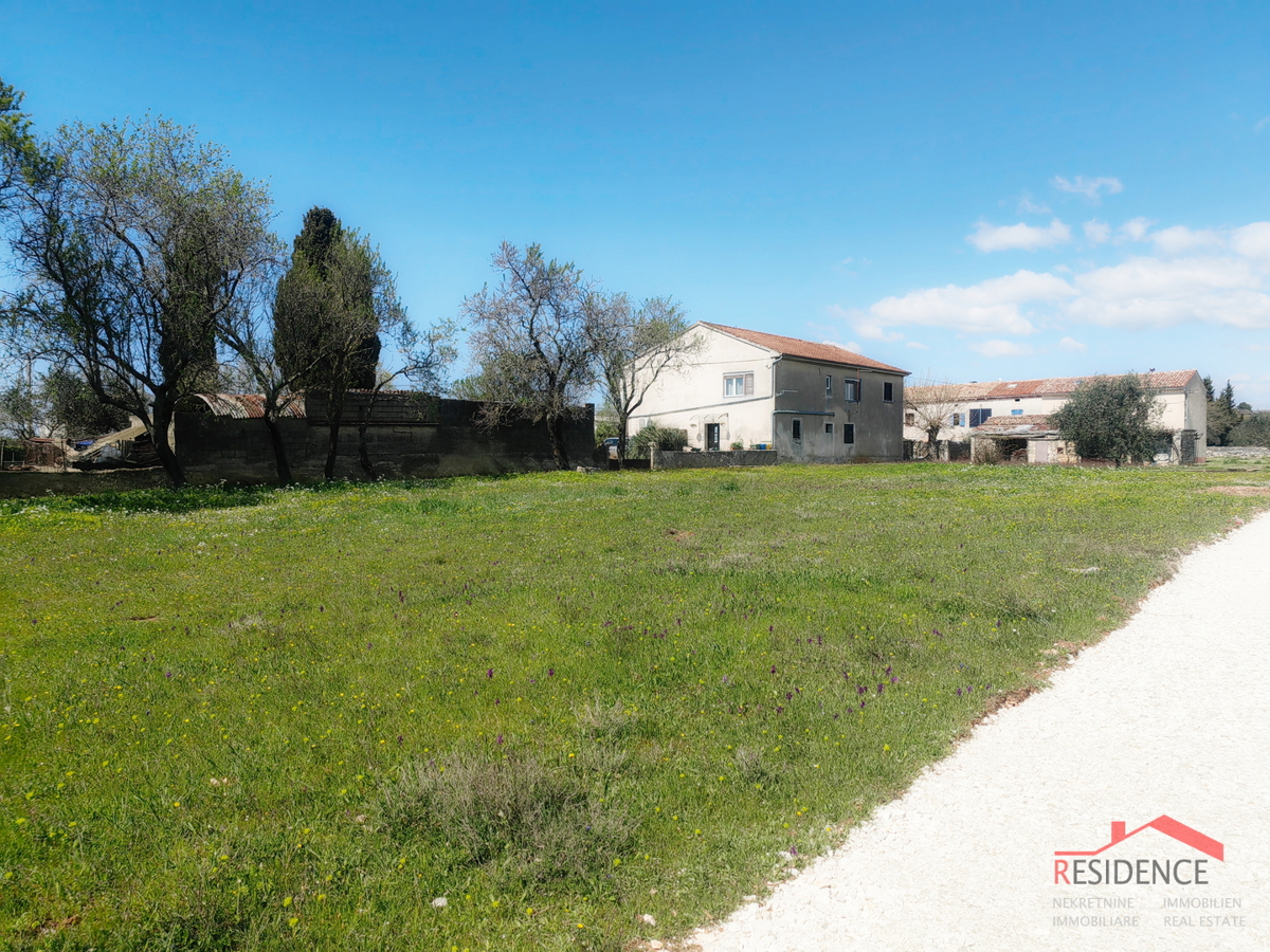 Dignano, dintorni, terreno edificabile ad uso residenziale