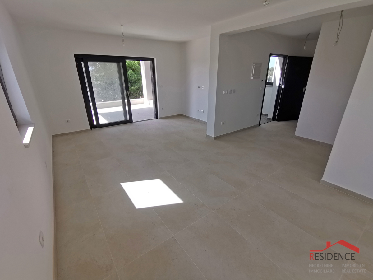 Medolino, nuovo edificio, appartamento, 2° piano, 3 camere da letto