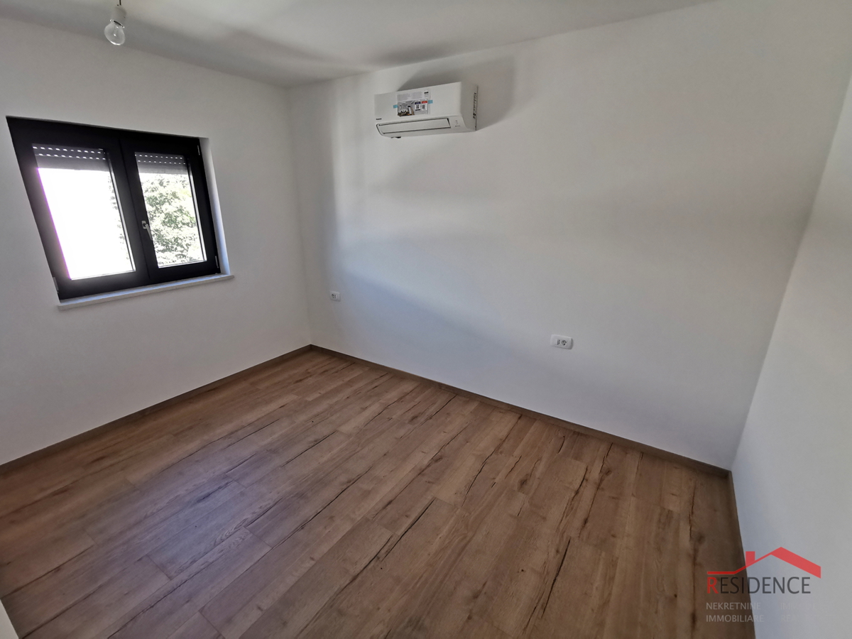 Medolino, nuovo edificio, appartamento, 2° piano, 3 camere da letto