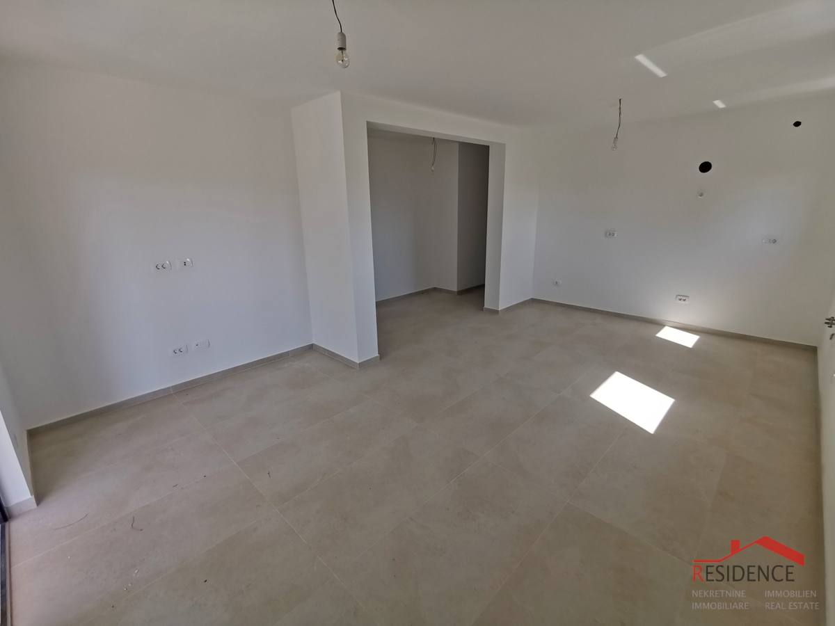 Medolino, nuovo edificio, appartamento, 2° piano, 3 camere da letto