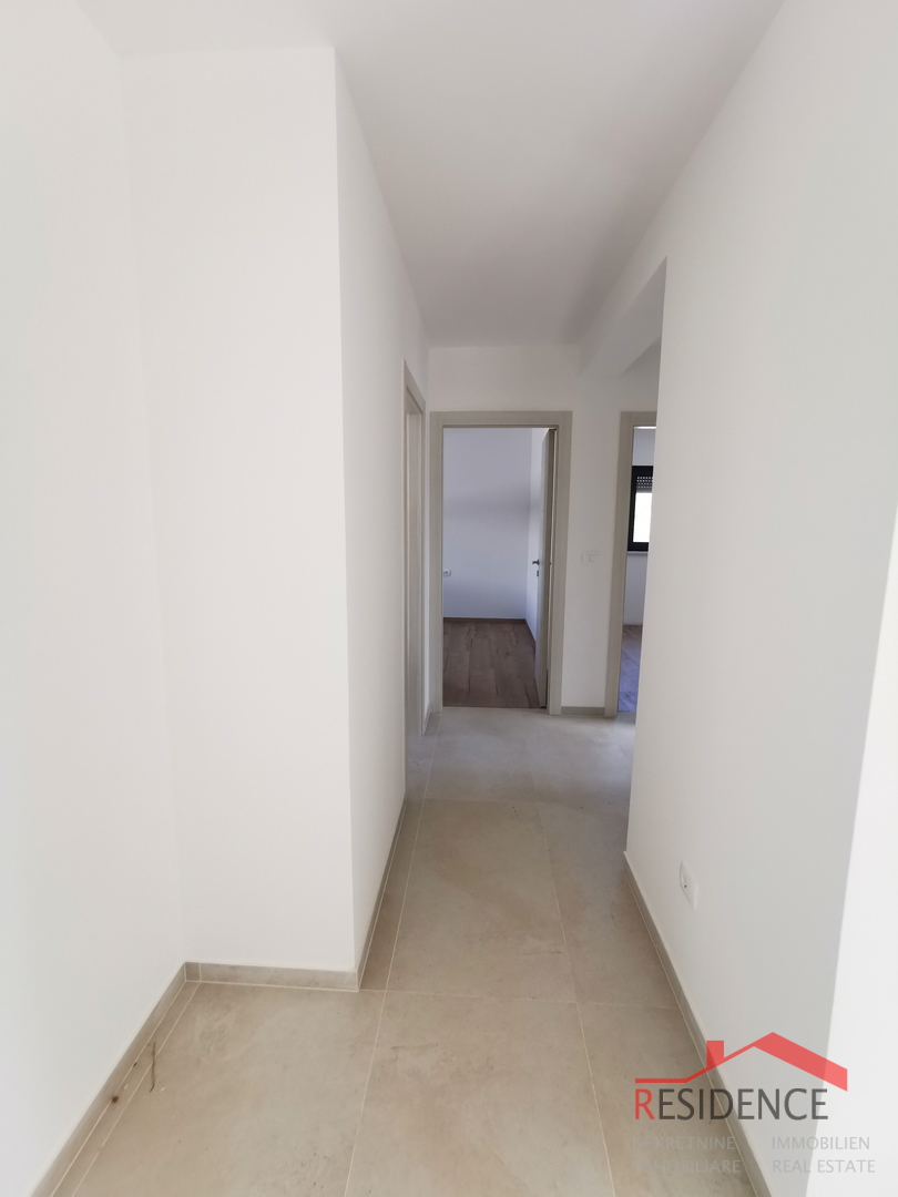 Medolino, nuovo edificio, appartamento, 2° piano, 3 camere da letto