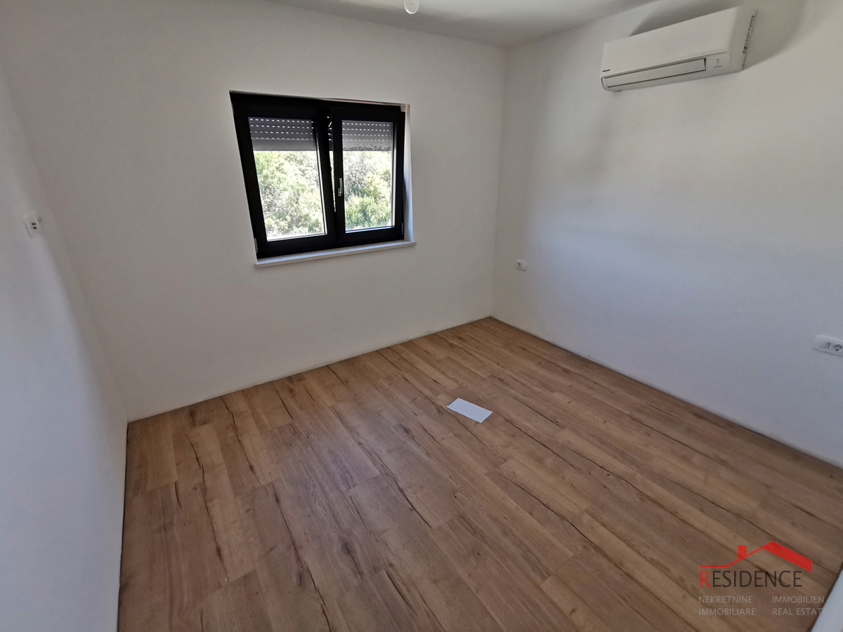 Medolino, nuovo edificio, appartamento, 2° piano, 3 camere da letto