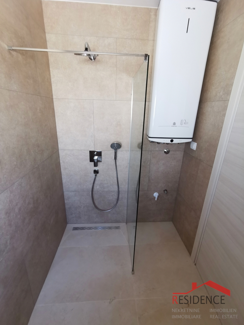 Medolino, nuovo edificio, appartamento, 2° piano, 3 camere da letto