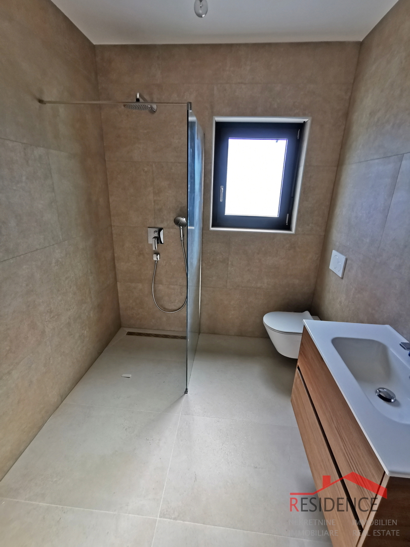 Medolino, nuovo edificio, appartamento, 2° piano, 3 camere da letto