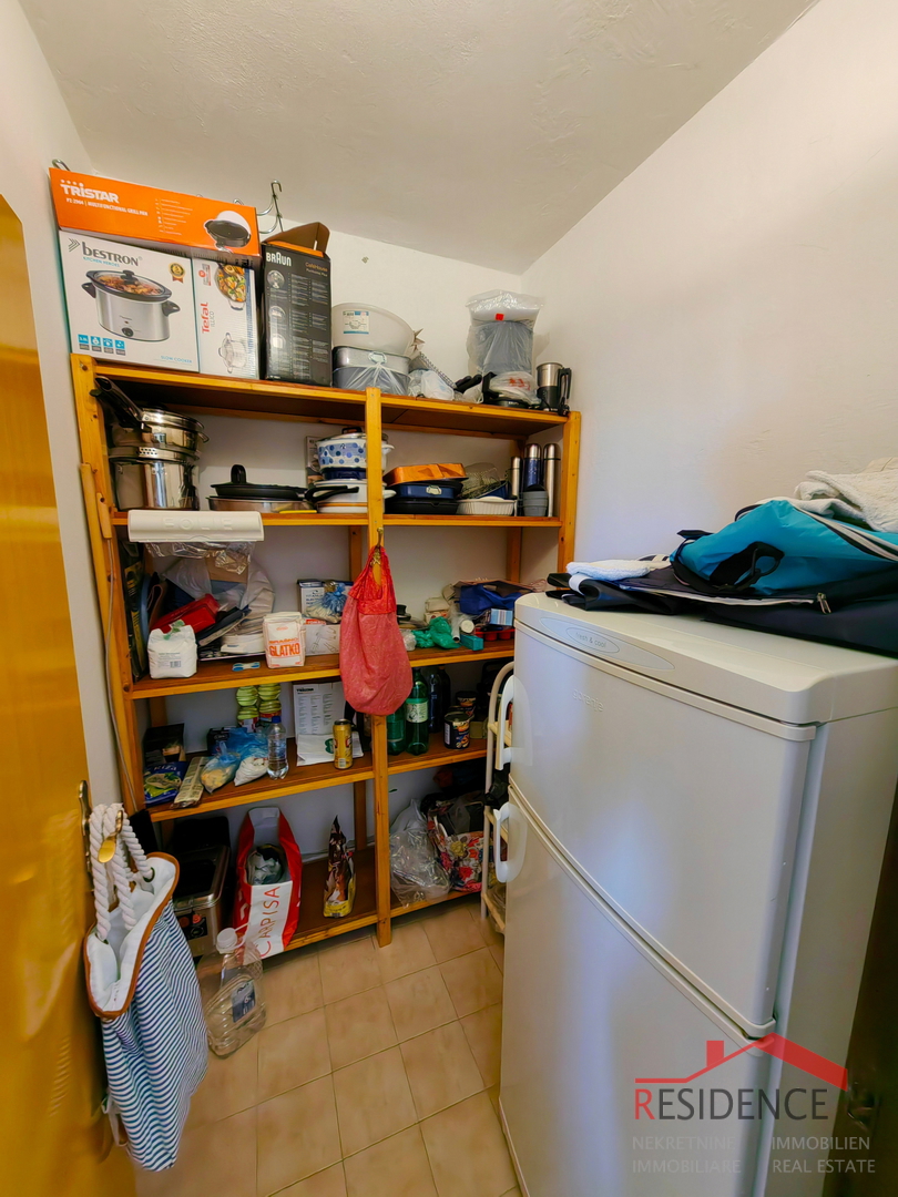 VENDITA ESCLUSIVA DI UNA CASA A BANJOLE, VISTA MARE