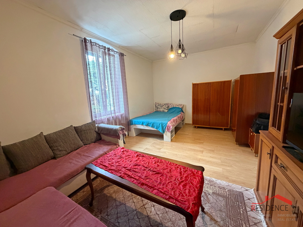 Pola, Stoja, 1° piano