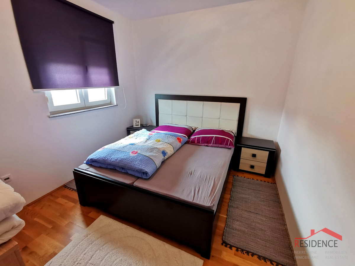 Galižana, casa a due piani, garage