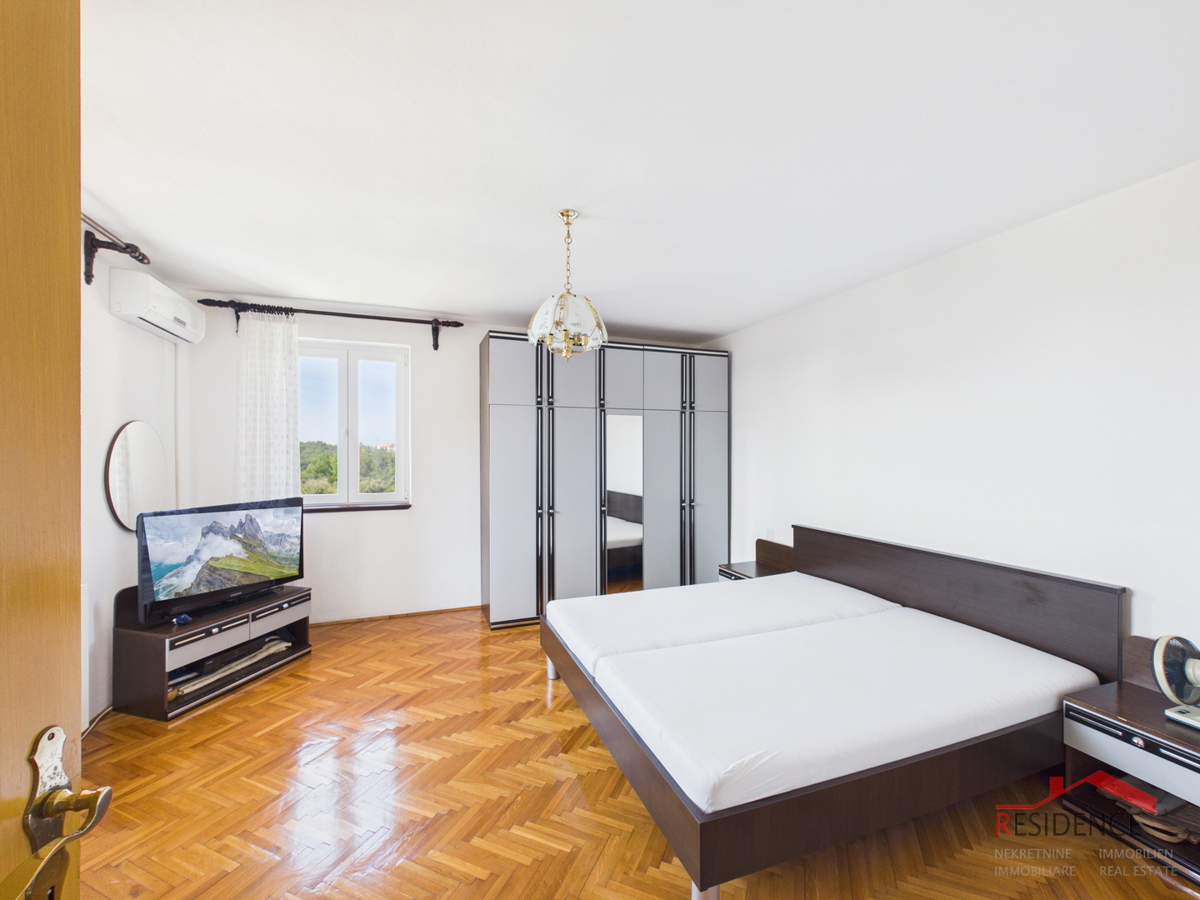 VENDITA ESCLUSIVA DI UNA CASA A BANJOLE, VISTA MARE