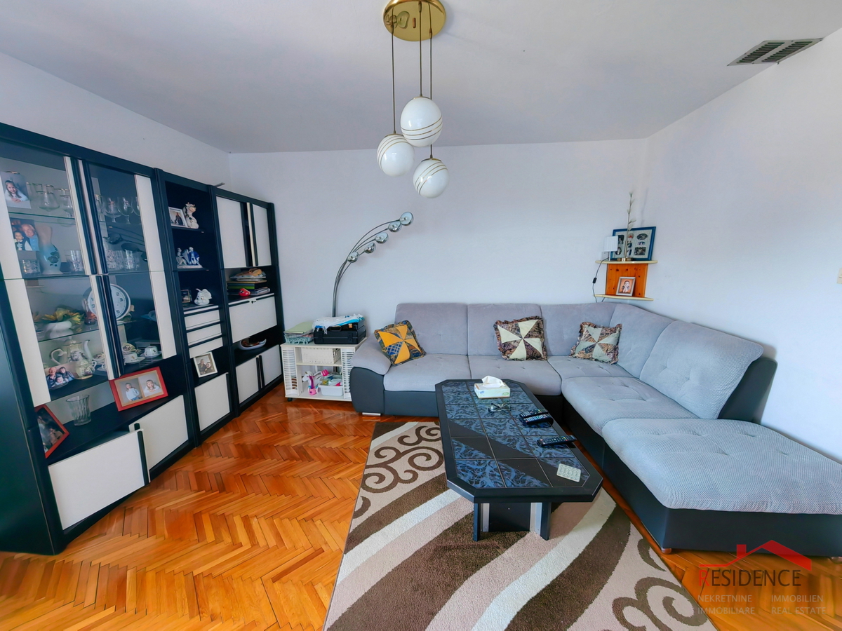 VENDITA ESCLUSIVA DI UNA CASA A BANJOLE, VISTA MARE