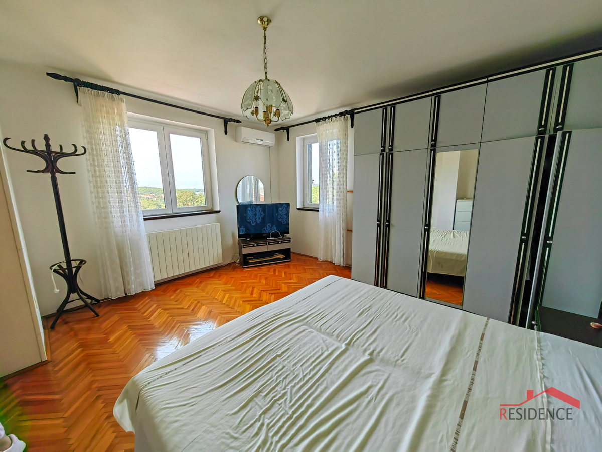 VENDITA ESCLUSIVA DI UNA CASA A BANJOLE, VISTA MARE