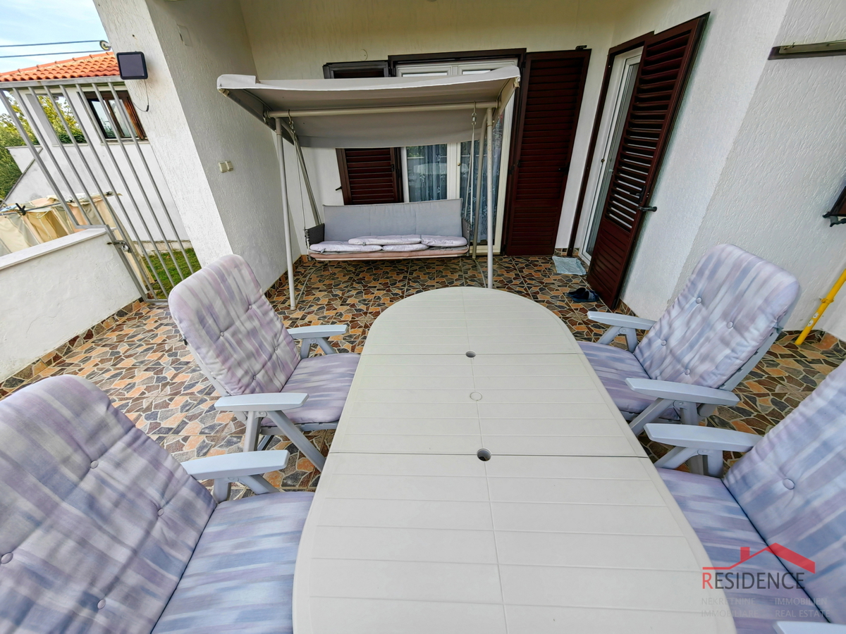 VENDITA ESCLUSIVA DI UNA CASA A BANJOLE, VISTA MARE