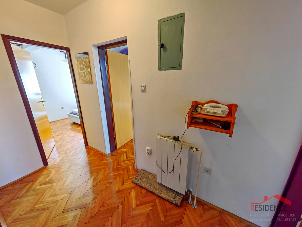 VENDITA ESCLUSIVA DI UNA CASA A BANJOLE, VISTA MARE