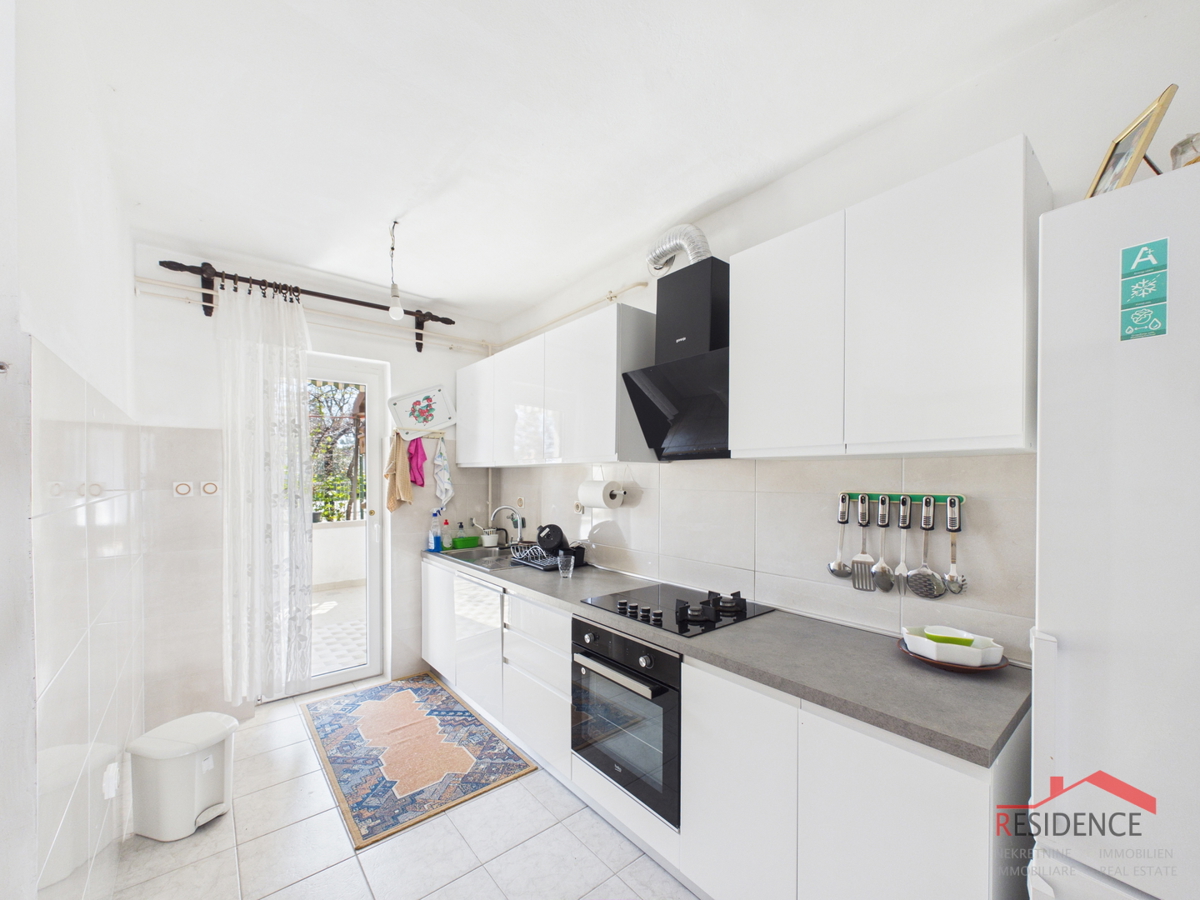 VENDITA ESCLUSIVA DI UNA CASA A BANJOLE, VISTA MARE