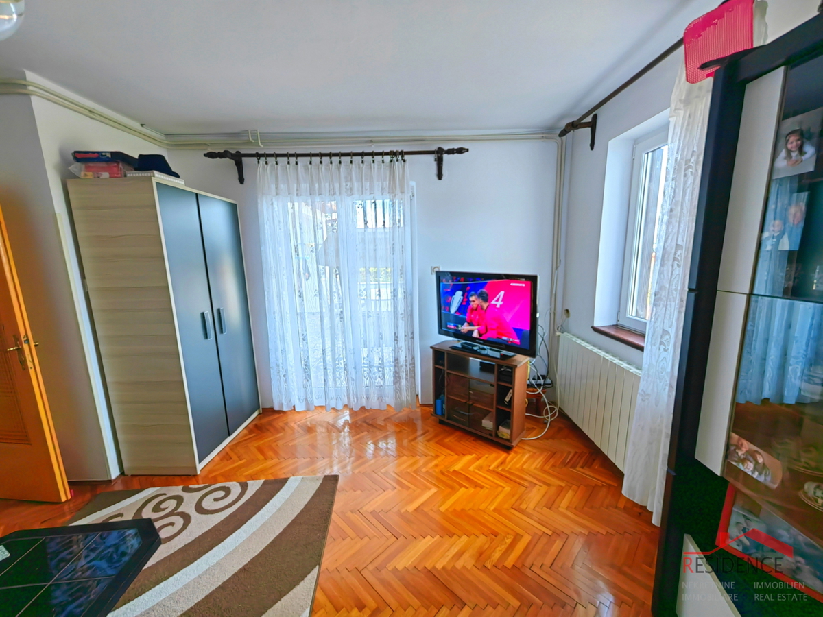 VENDITA ESCLUSIVA DI UNA CASA A BANJOLE, VISTA MARE