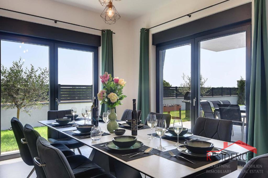 Jadreški, bellissima villa nuova con piscina