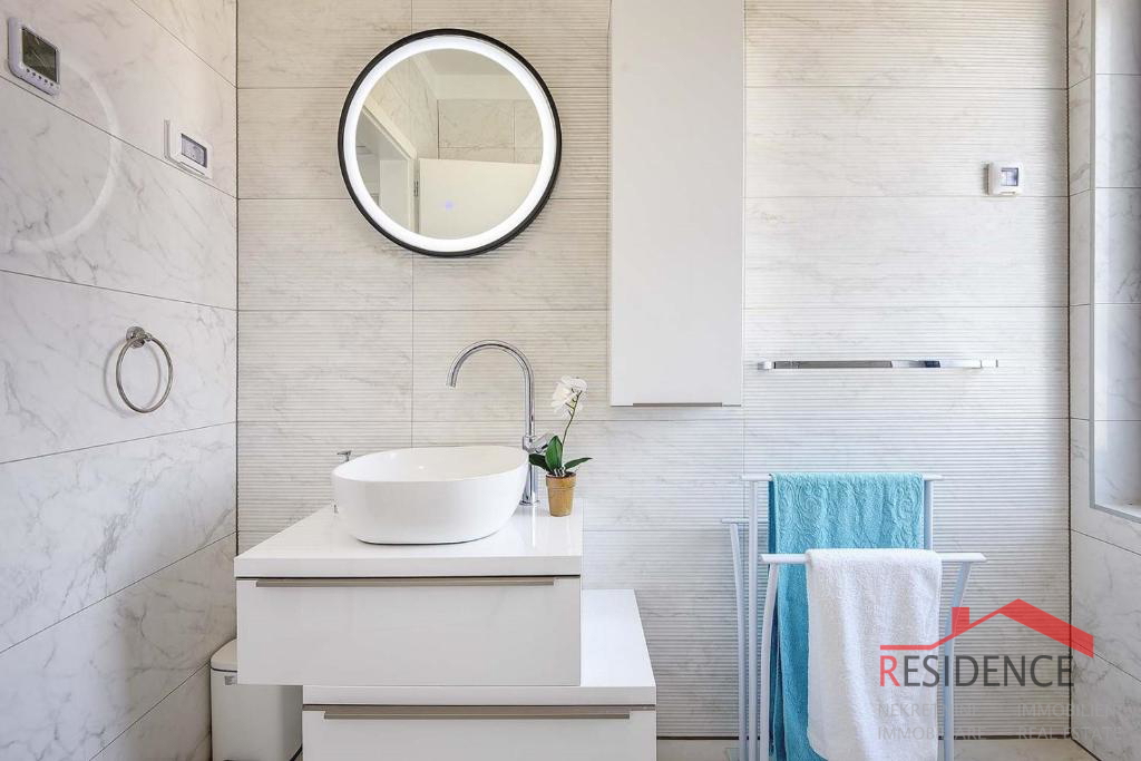 Jadreški, bellissima villa nuova con piscina