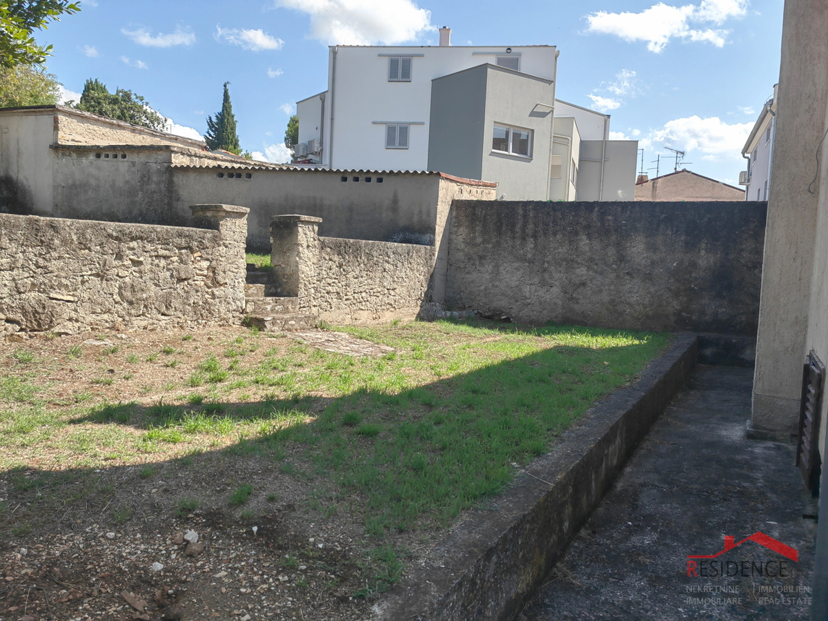 Pola, casa in centro.