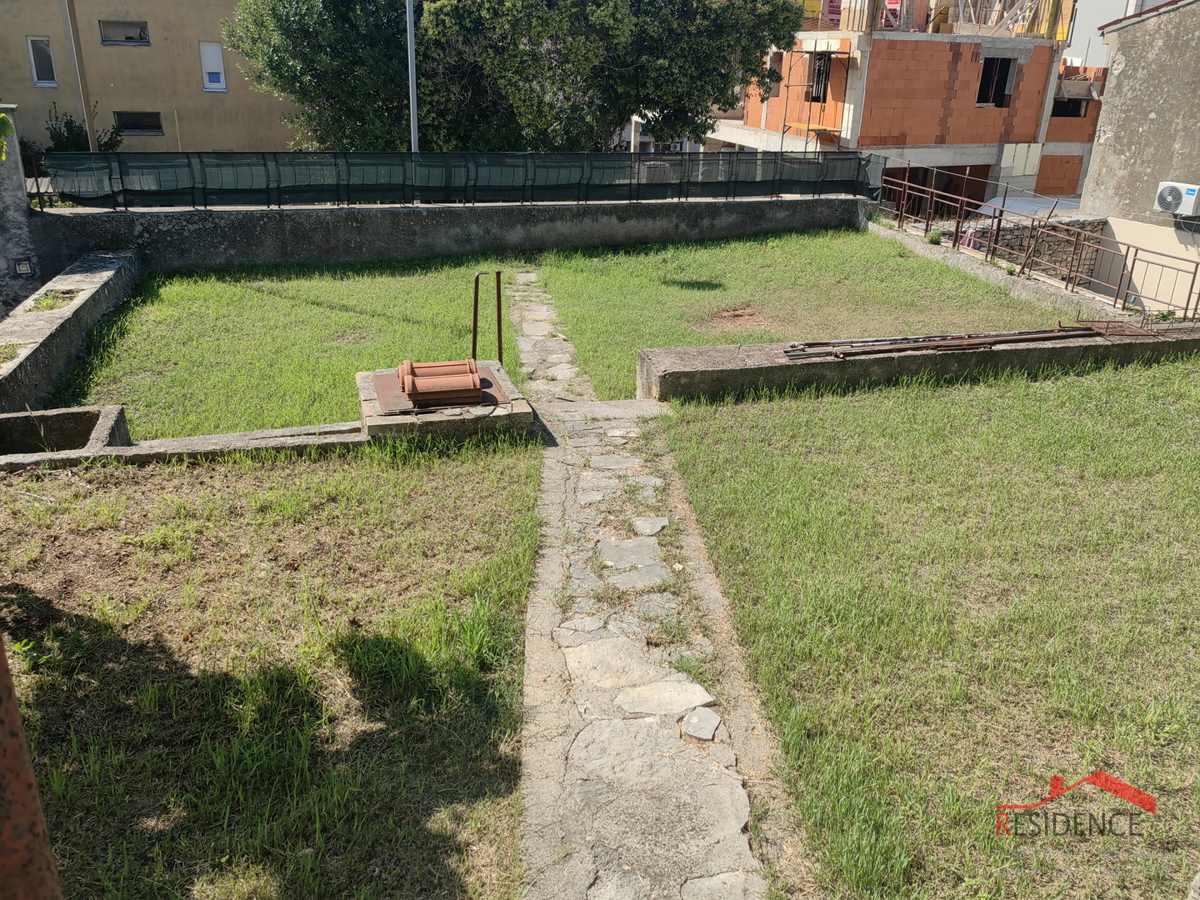Pola, casa in centro.
