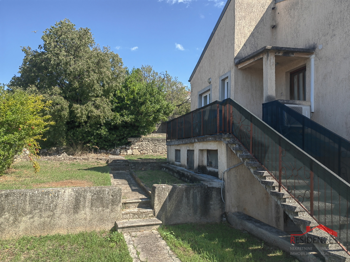 Pola, casa in centro.