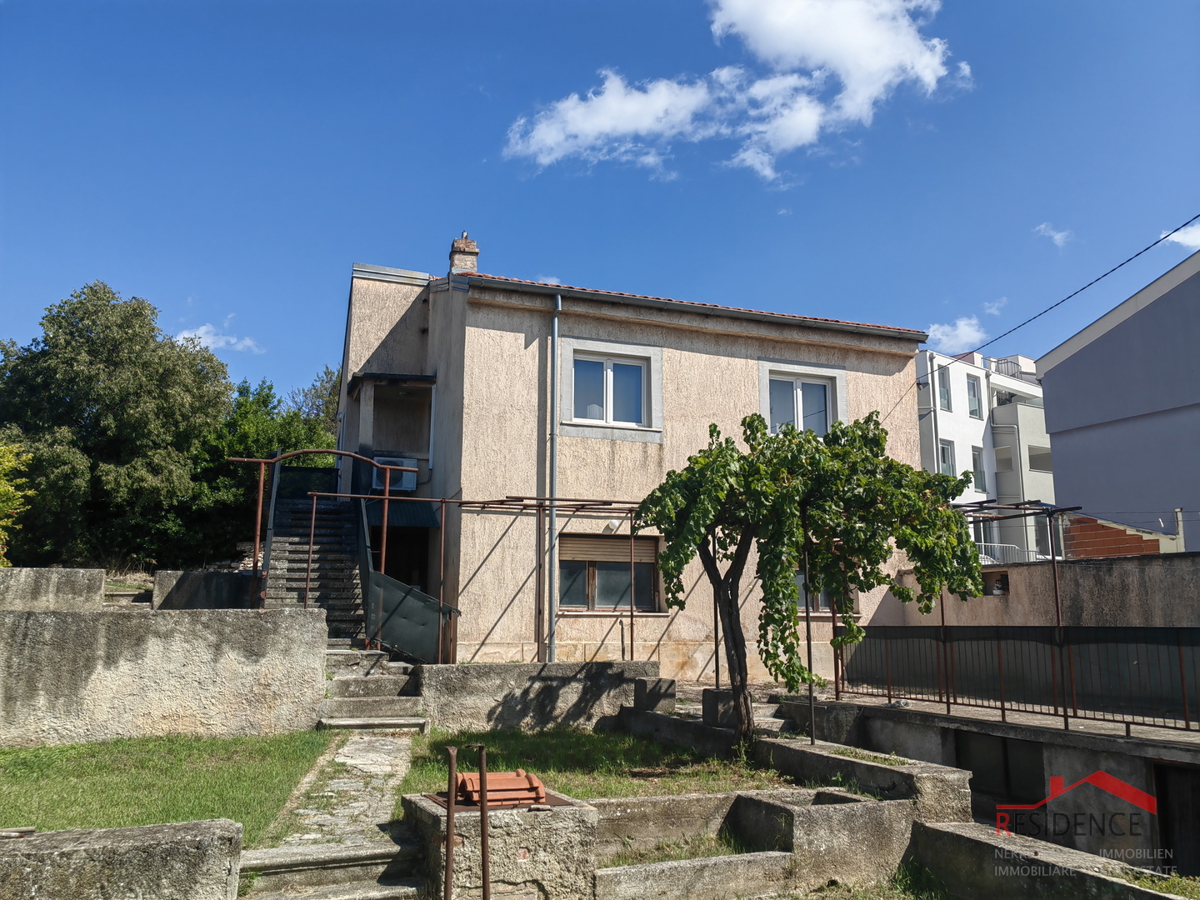 Pola, casa in centro.