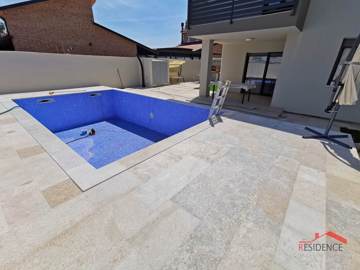 Pomer, nuova villa con piscina vicino al mare e ad Aci Marina Pomer