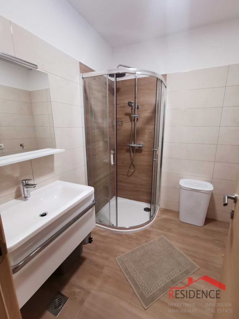 Pomer, nuova villa con piscina vicino al mare e ad Aci Marina Pomer