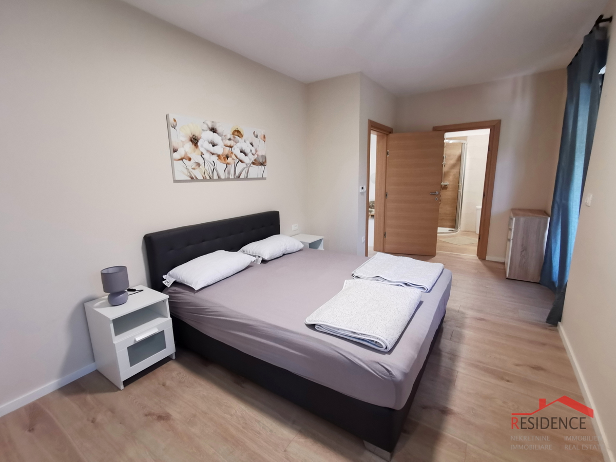 Pomer, nuova villa con piscina vicino al mare e ad Aci Marina Pomer