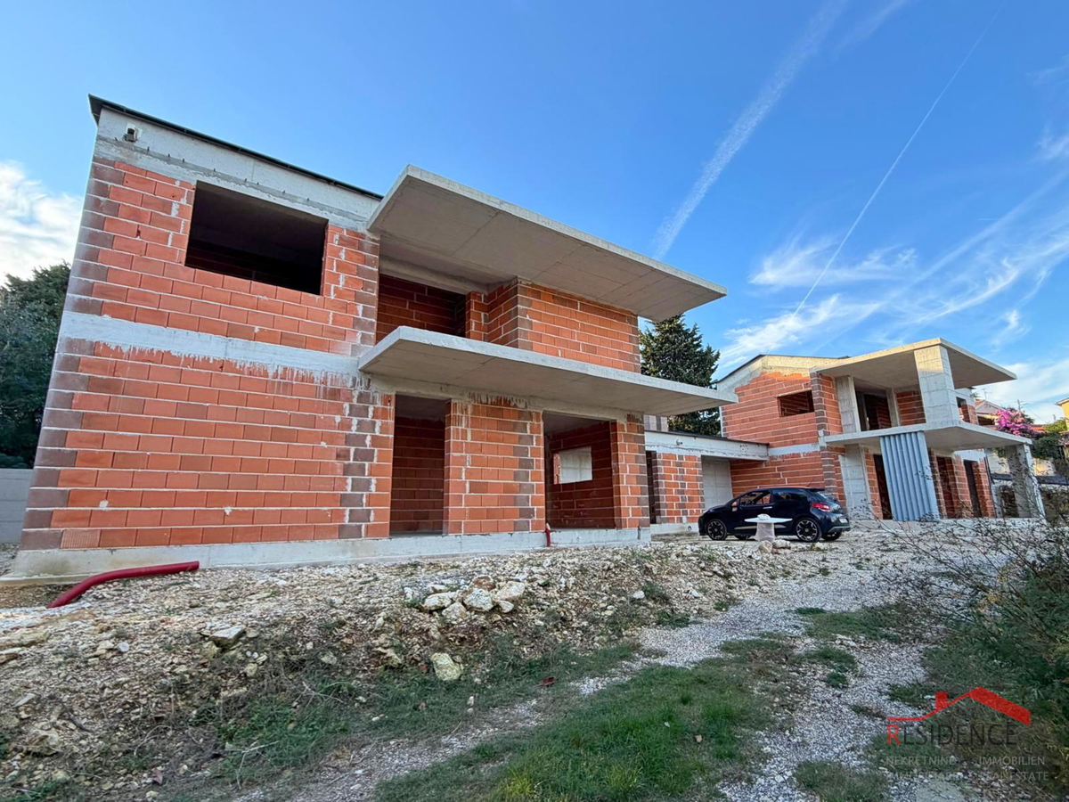 Premantura, 2 case indipendenti nel Roh Bau, vista mare