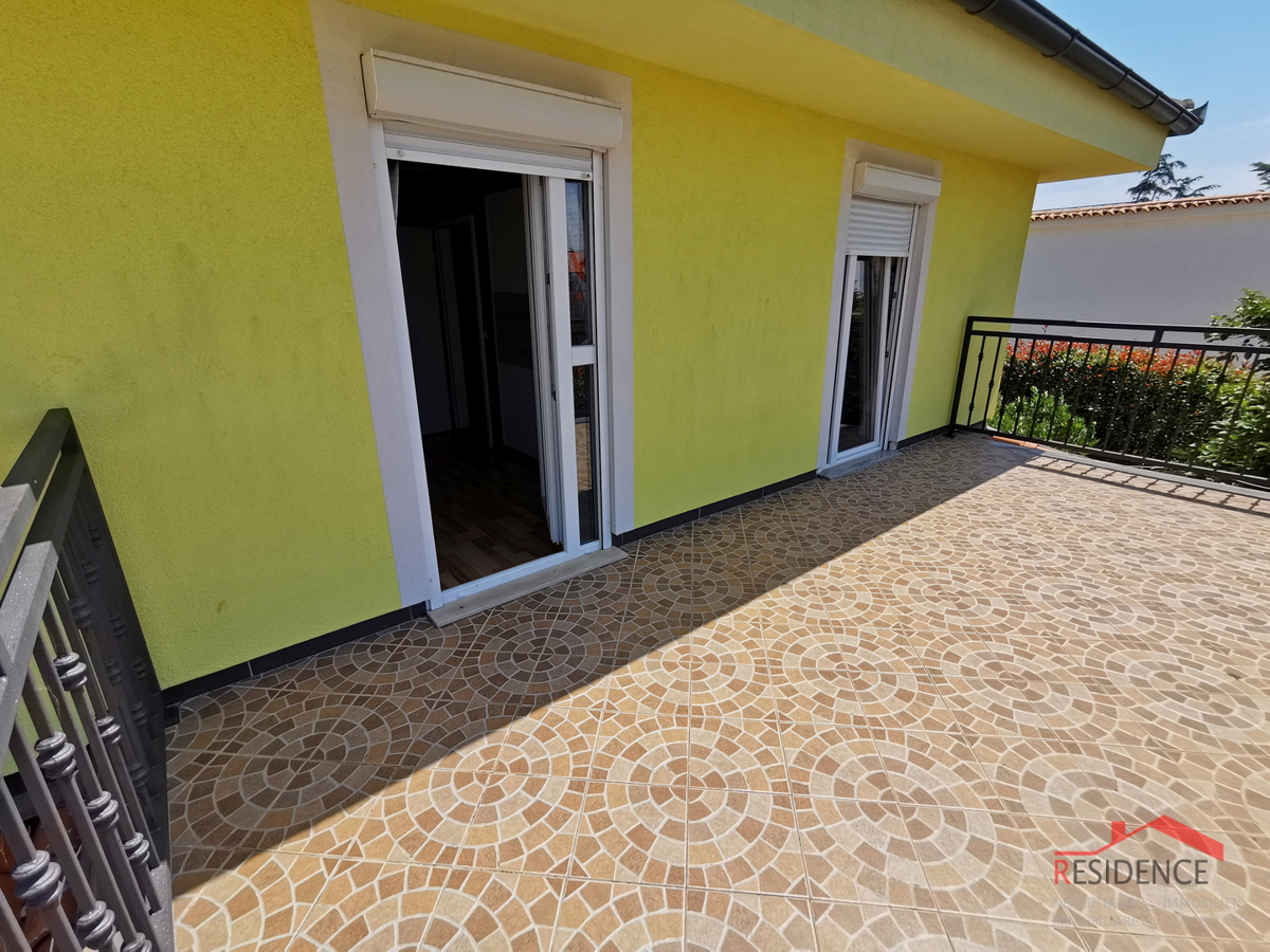 Medulin, casa con 4 appartamenti e piscina
