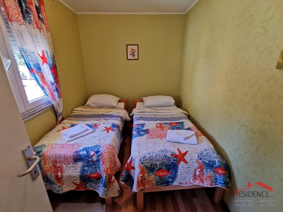 Medulin, casa con 4 appartamenti e piscina