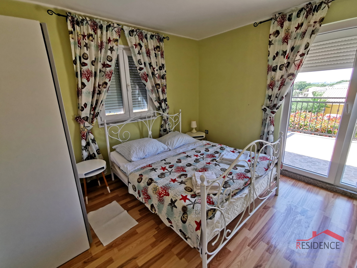 Medulin, casa con 4 appartamenti e piscina