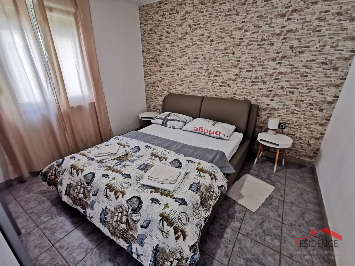 Medulin, casa con 4 appartamenti e piscina