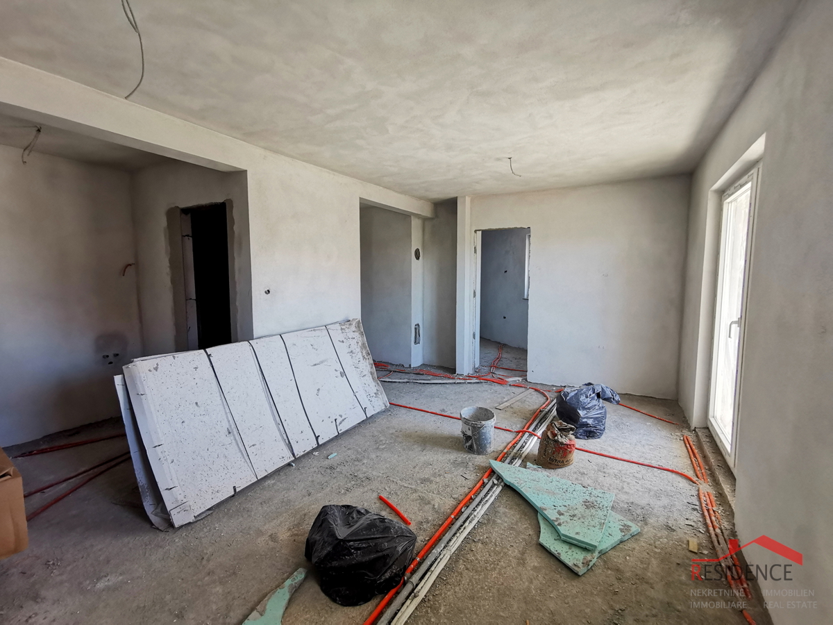 PULA-KAŠTANJER, APPARTAMENTO AL PRIMO PIANO, NUOVA COSTRUZIONE