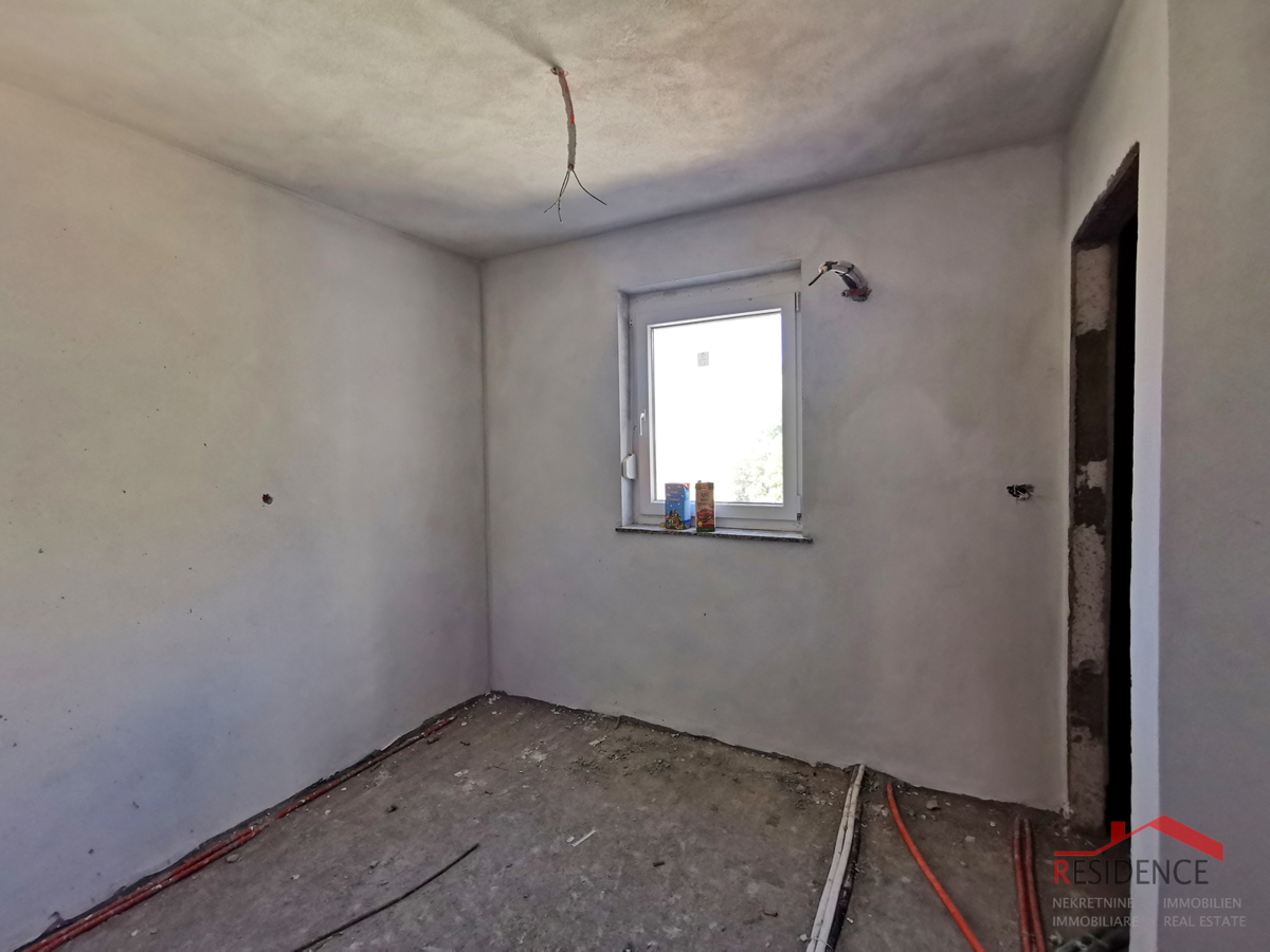 PULA-KAŠTANJER, APPARTAMENTO AL PRIMO PIANO, NUOVA COSTRUZIONE