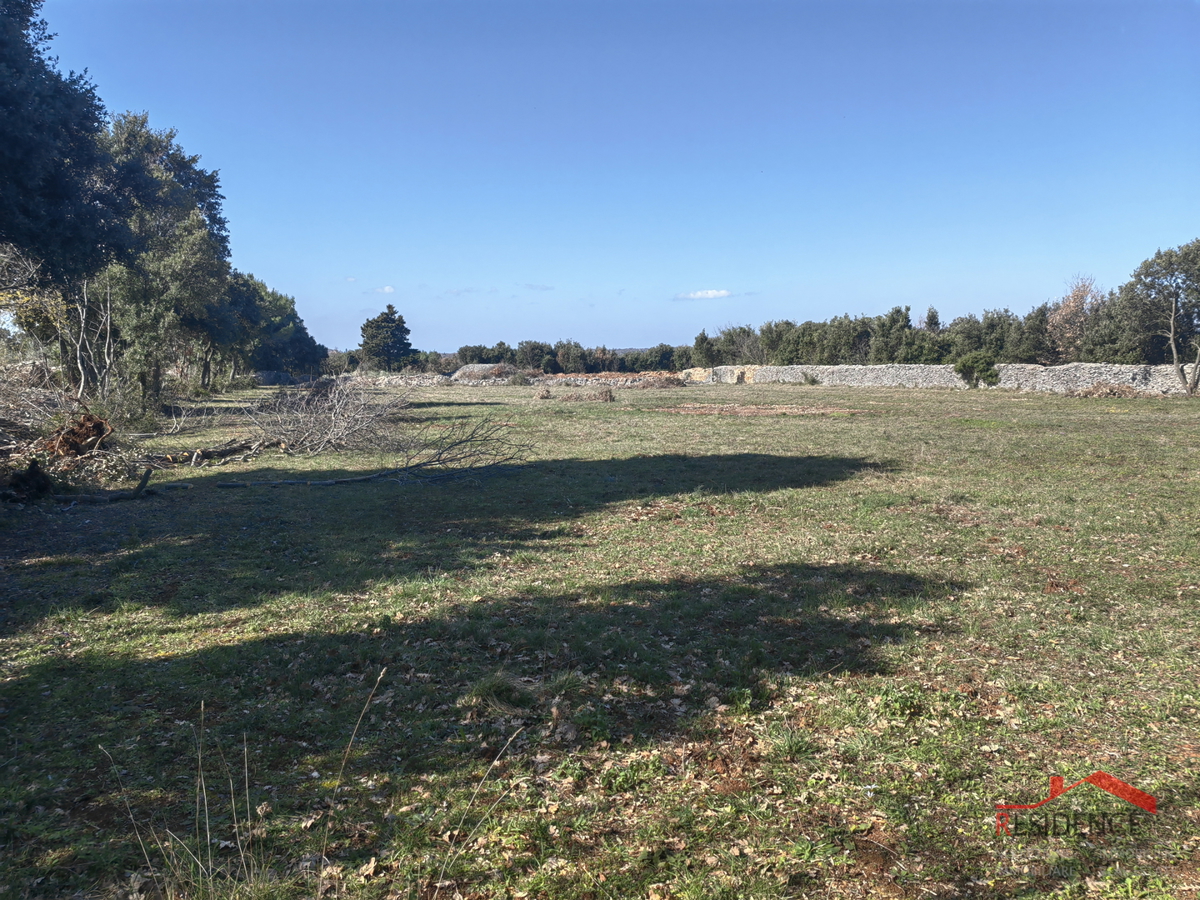 Terreno agricolo a Kavran