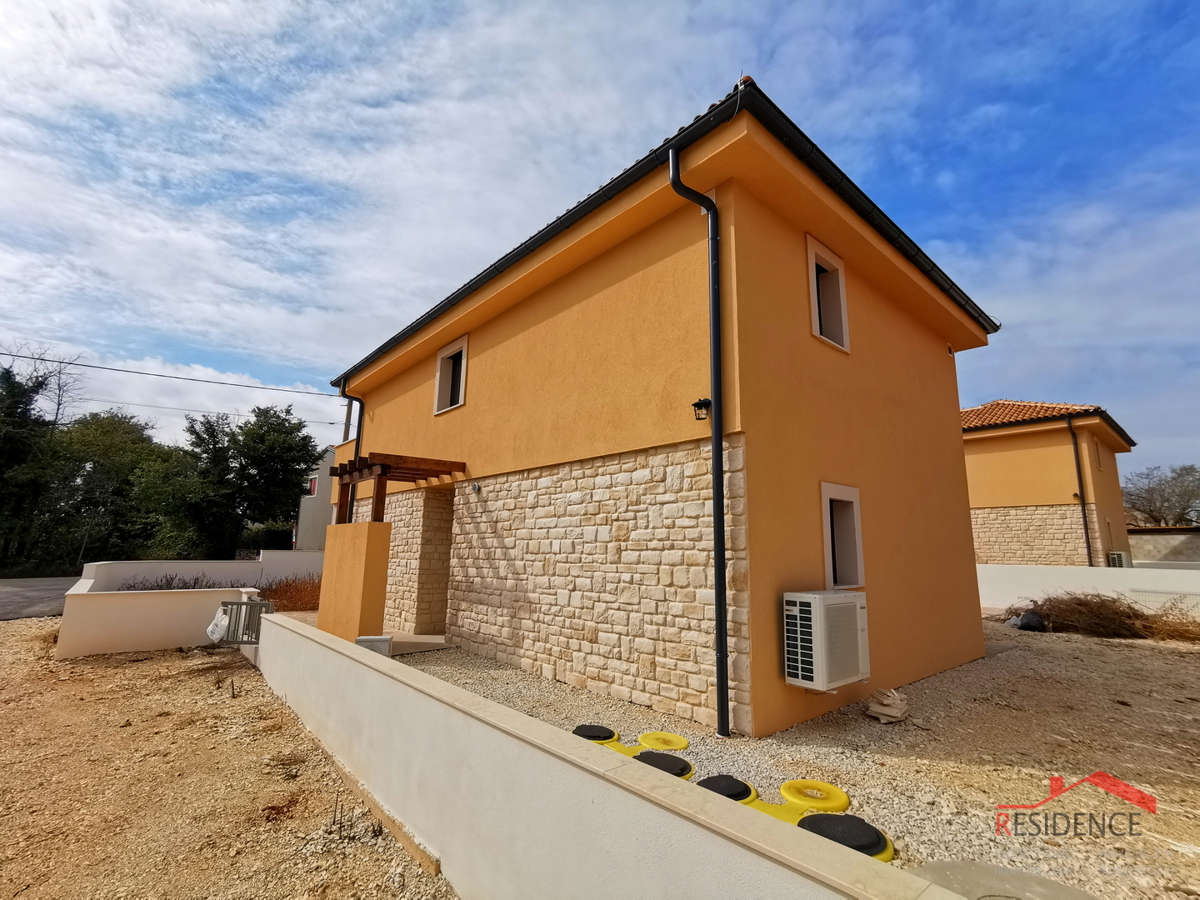 Juršići, dintorni, nuova casa indipendente con piscina