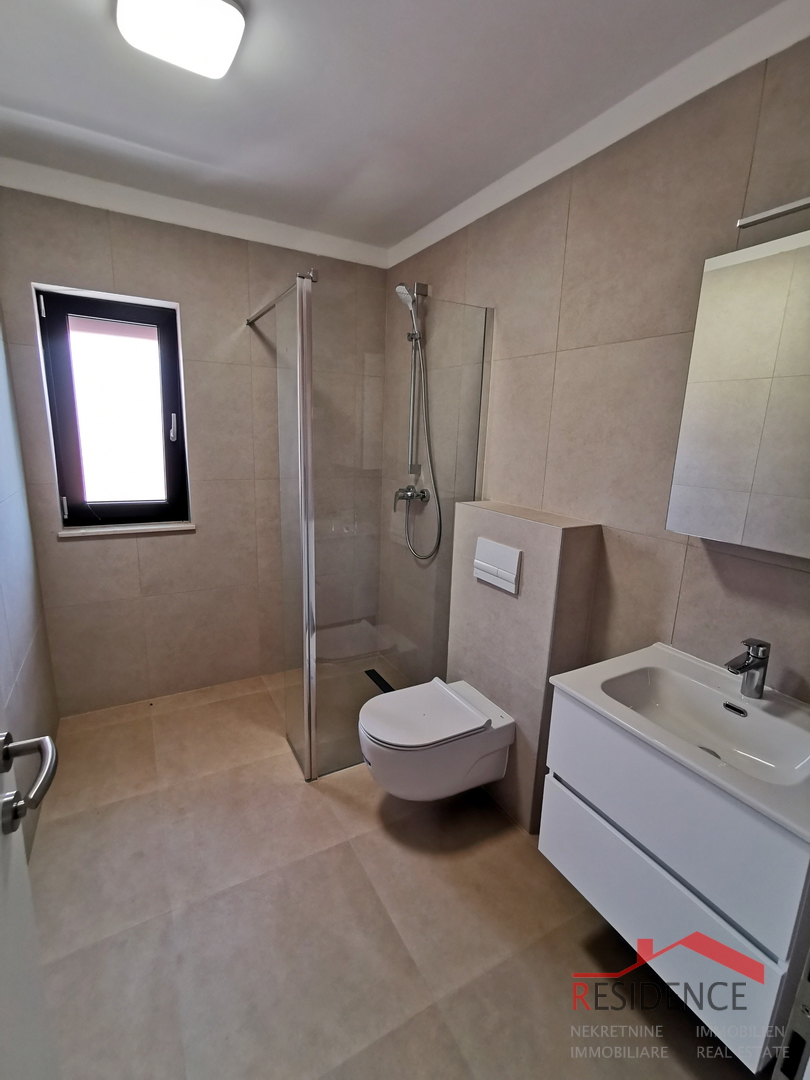 Juršići, dintorni, nuova casa indipendente con piscina