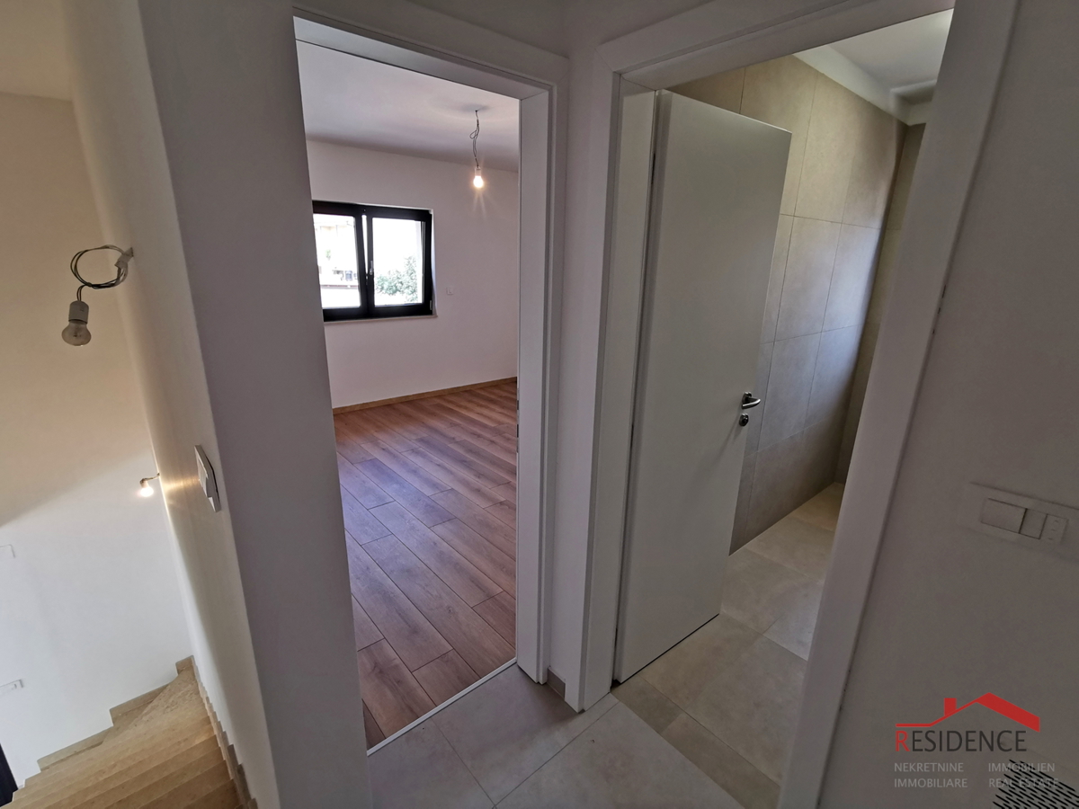 Juršići, dintorni, nuova casa indipendente con piscina