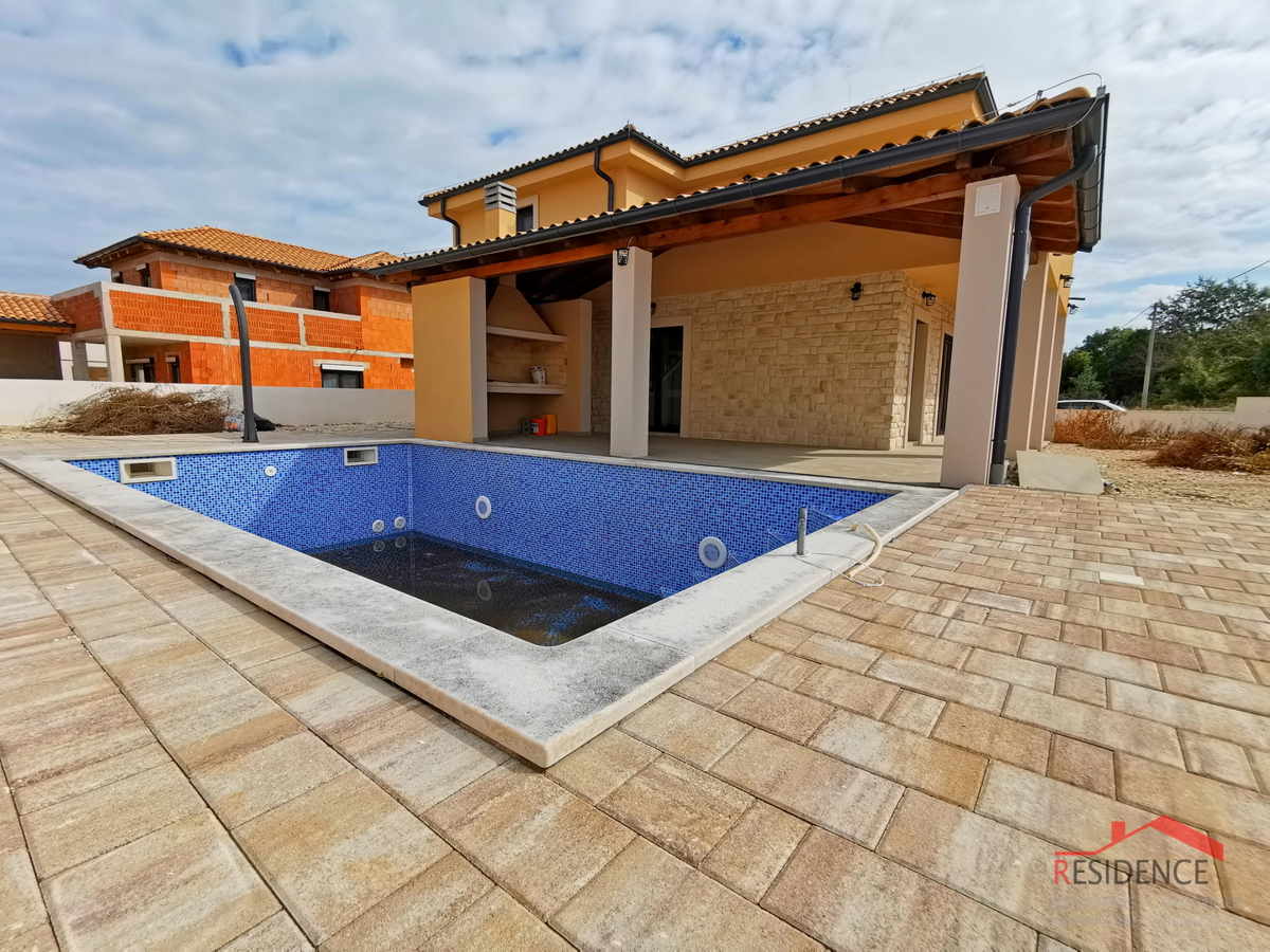Juršići, dintorni, nuova casa indipendente con piscina