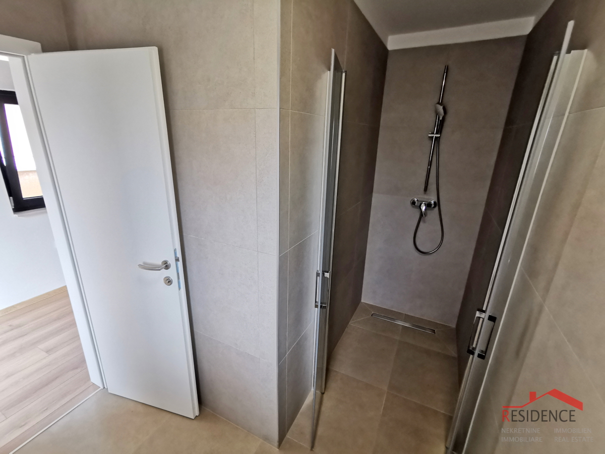 Juršići, dintorni, nuova casa indipendente con piscina