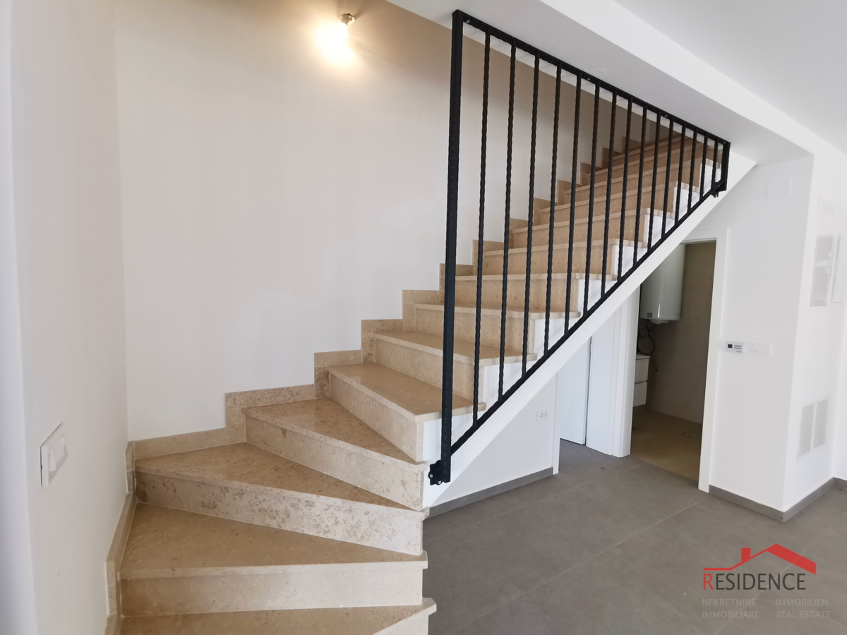 Juršići, dintorni, nuova casa indipendente con piscina