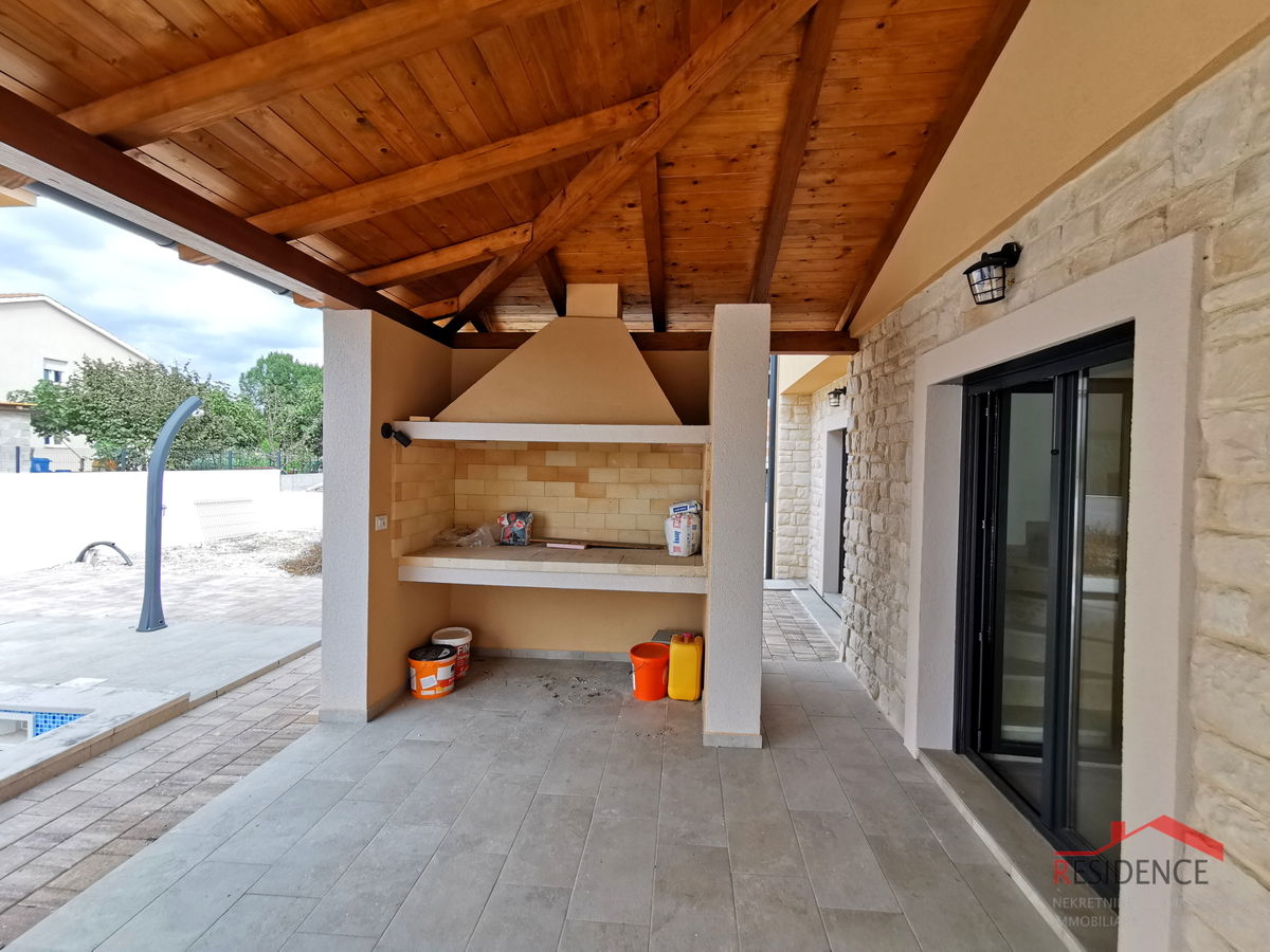 Juršići, dintorni, nuova casa indipendente con piscina