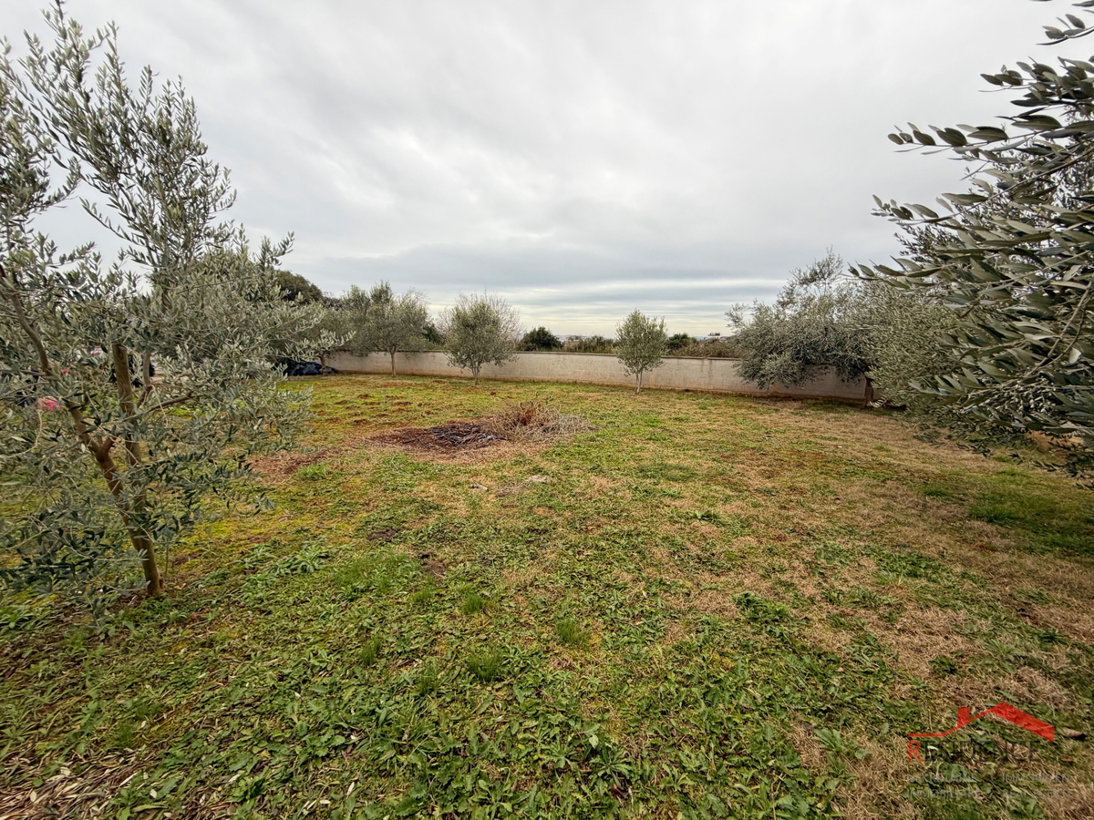 Pola, Monte Šerpo-Komunal, terreno edificabile