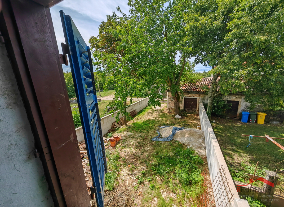 Žminj, casa in pietra istriana, dependance, giardino