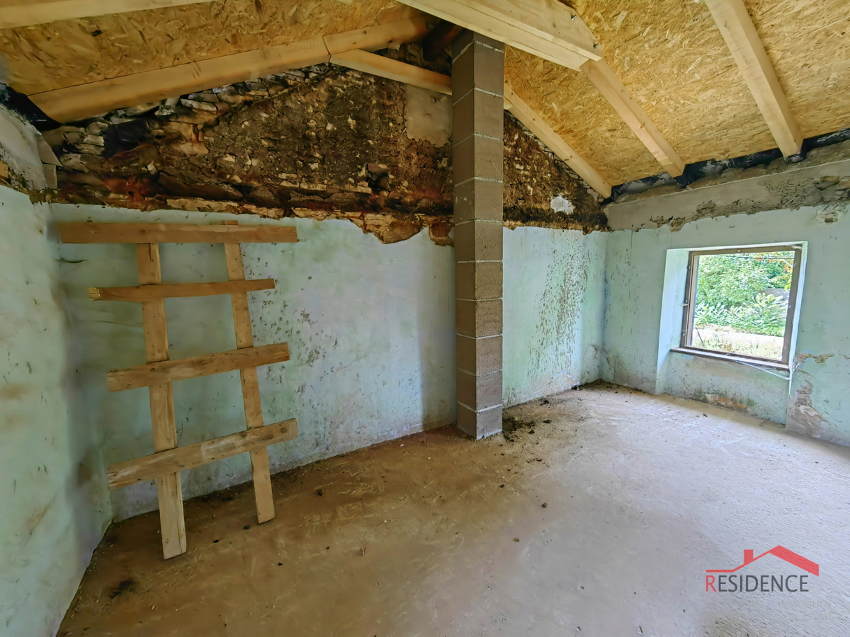 Žminj, casa in pietra istriana, dependance, giardino