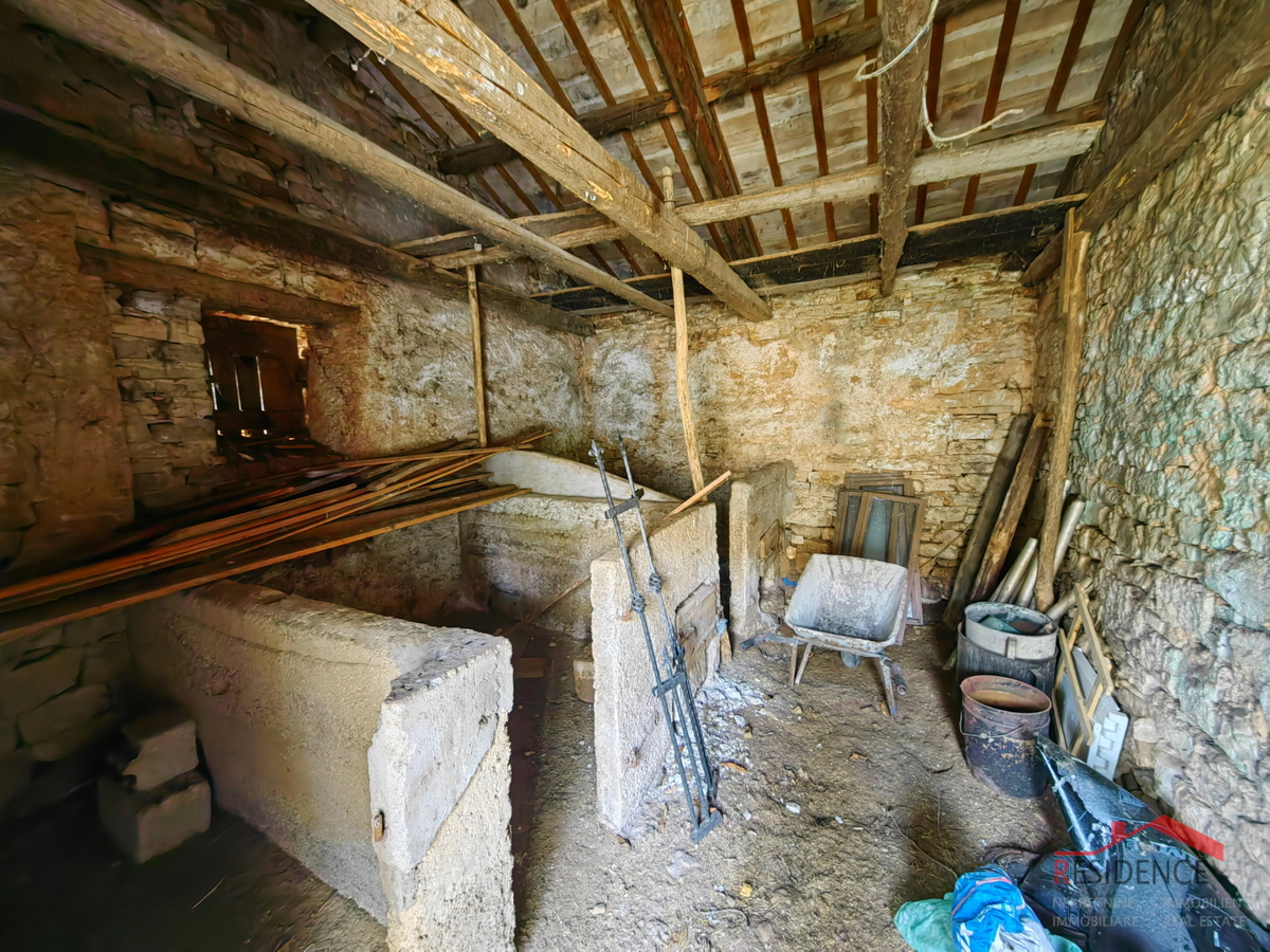 Žminj, casa in pietra istriana, dependance, giardino