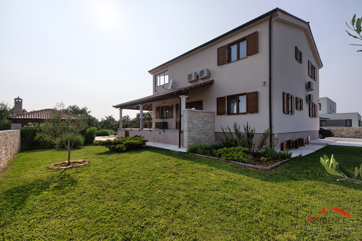 Štokovci, villa con piscina, jacuzzi