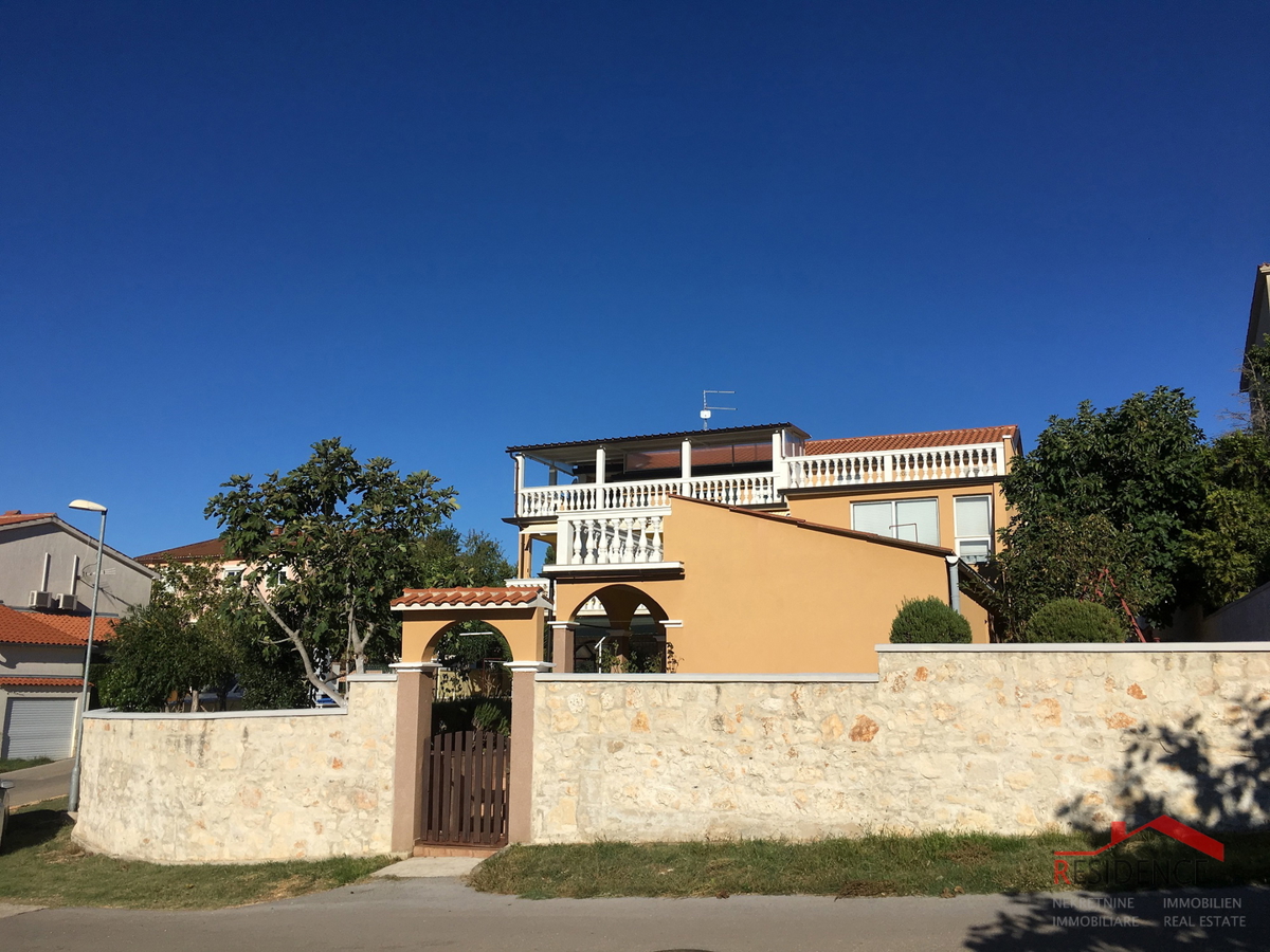 Banjole, casa con una bellissima vista sul mare, vicino al mare