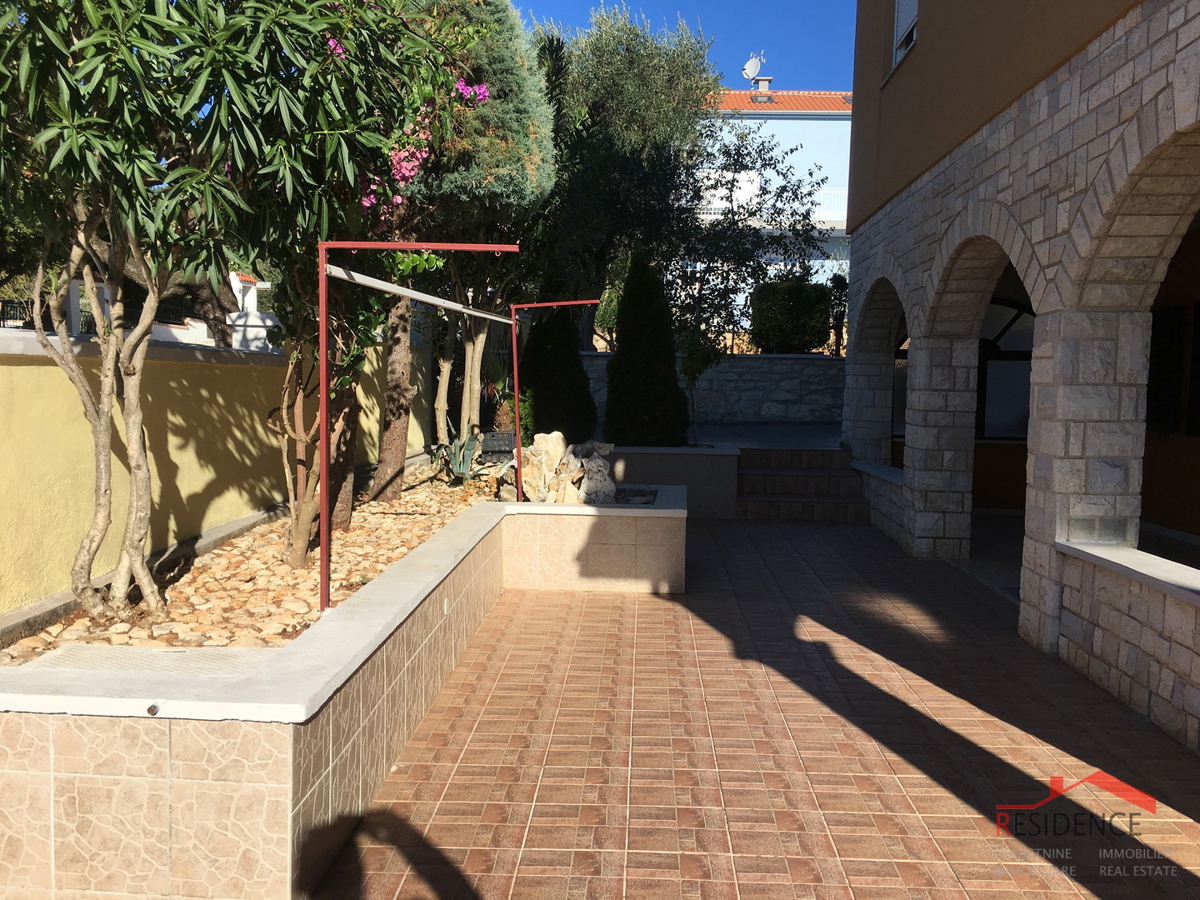 Banjole, casa con una bellissima vista sul mare, vicino al mare